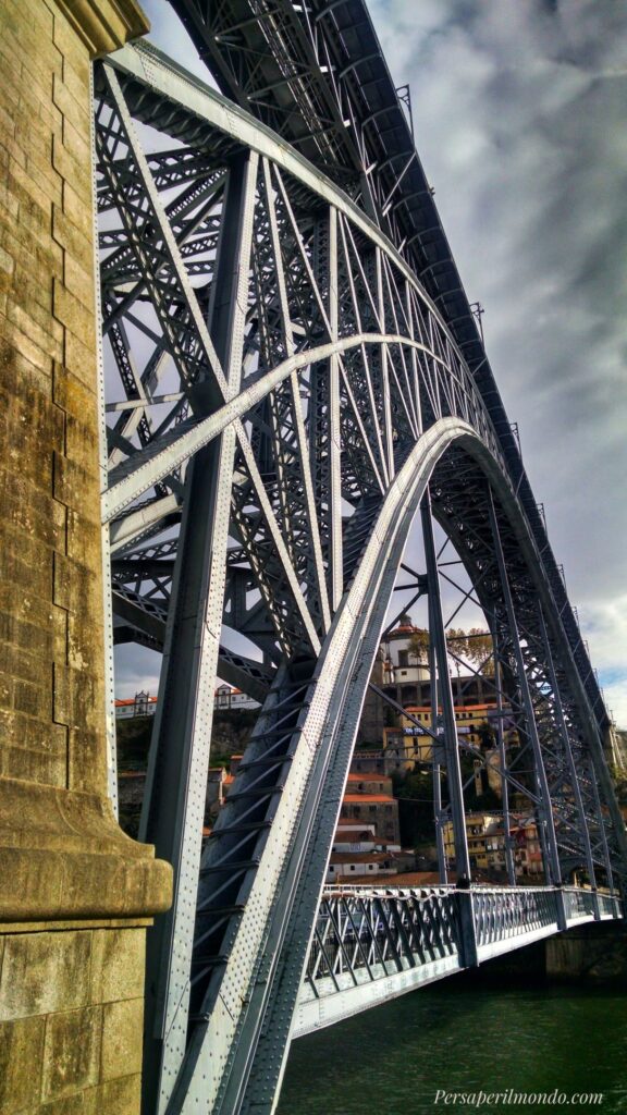 Ponte d'acciaio Dom Louis I di Porto
